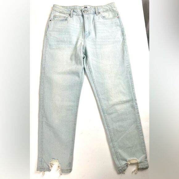 NWT Refuge Denim Mom High Rise Light Blue Jeans - Picture 2 of 9